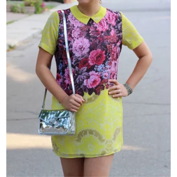 ⭐️ Mendocino Floral Mini Dress - Picture 2 of 5